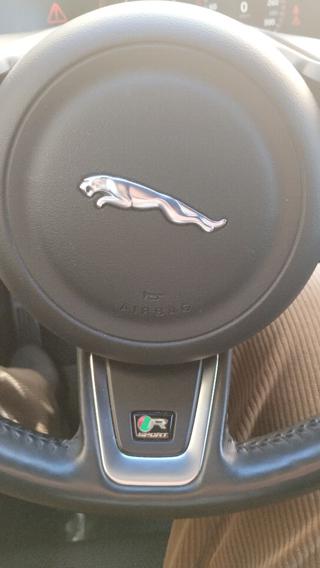 JAGUAR XE usata, con Supporto lombare