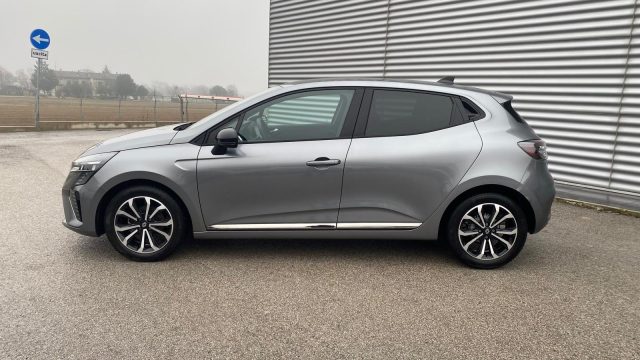 RENAULT Clio usata, con Controllo trazione