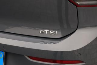 VOLKSWAGEN Golf usata, con Fari LED