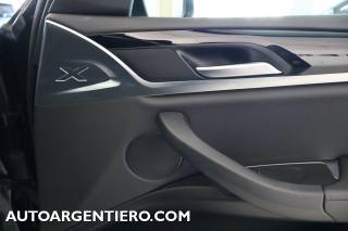 BMW X4 usata, con Sensori di parcheggio posteriori