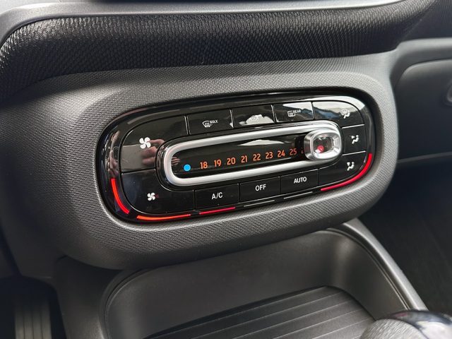 SMART ForFour usata, con Touch screen