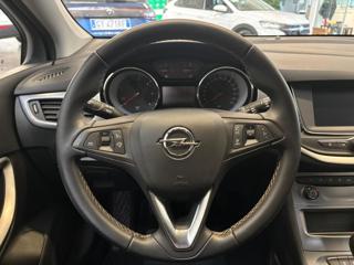 OPEL Astra usata, con Boardcomputer