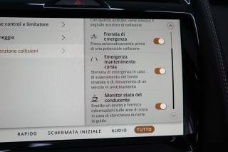 JAGUAR E-Pace usata 39