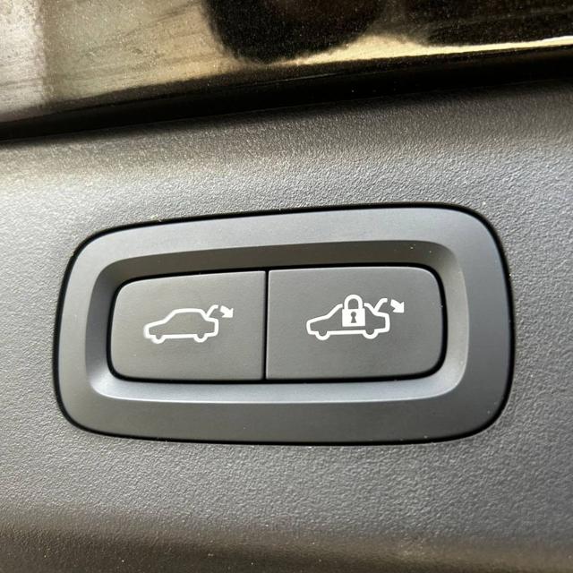LYNK & CO 01 usata, con Autoradio