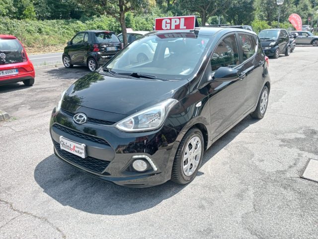 HYUNDAI i10 usata, con Controllo trazione