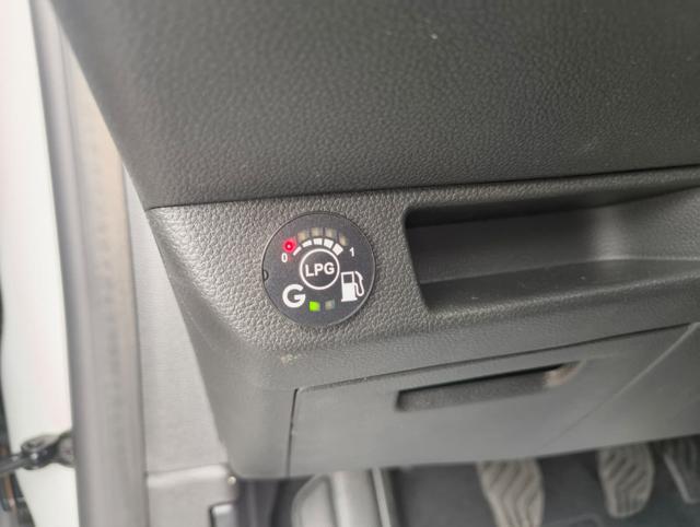 RENAULT Clio usata, con Controllo trazione
