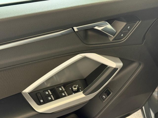 AUDI Q3 usata, con Riconoscimento dei segnali stradali