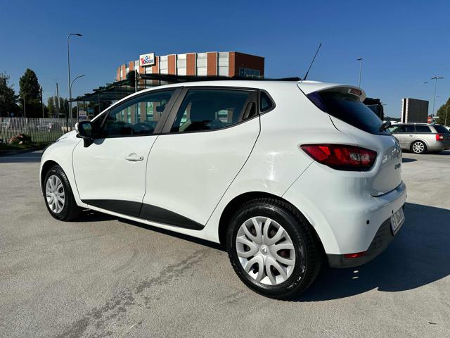 RENAULT Clio usata, con Autoradio