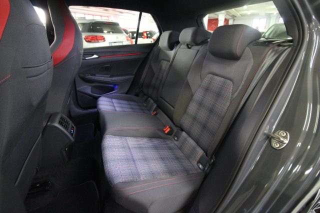 VOLKSWAGEN Golf usata, con Controllo trazione