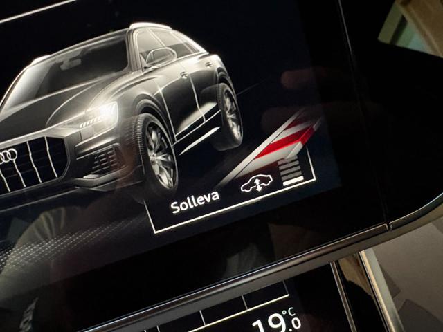 AUDI Q8 usata, con Volante multifunzione