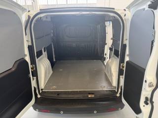 FIAT Doblo usata 17