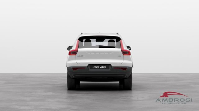 VOLVO XC40 usata 5