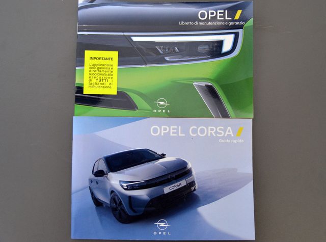 OPEL Corsa usata, con Park Distance Control