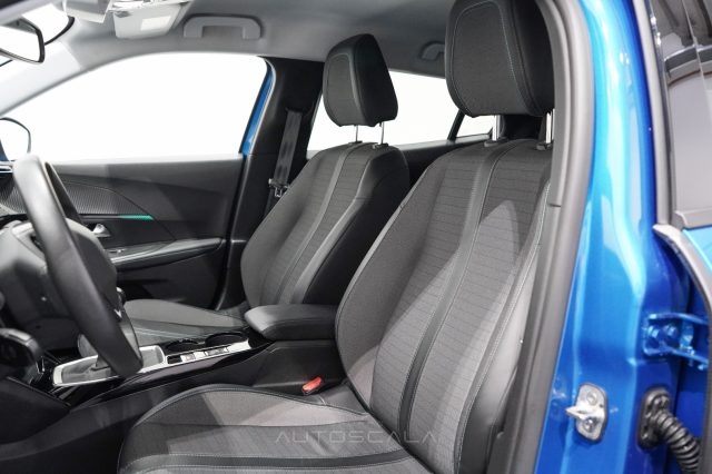 PEUGEOT 2008 usata, con Controllo automatico clima