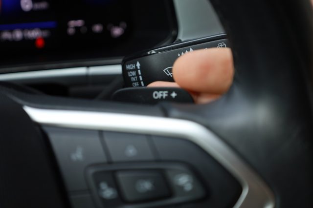 VOLKSWAGEN T-Roc usata, con Specchietti laterali elettrici