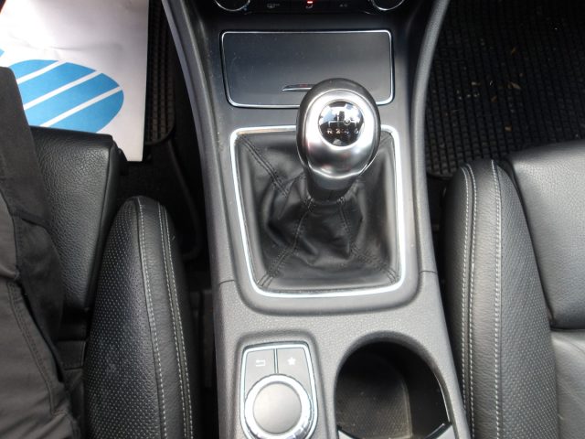 MERCEDES-BENZ A 250 usata, con Controllo automatico clima