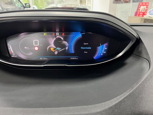 PEUGEOT 3008 usata, con Boardcomputer