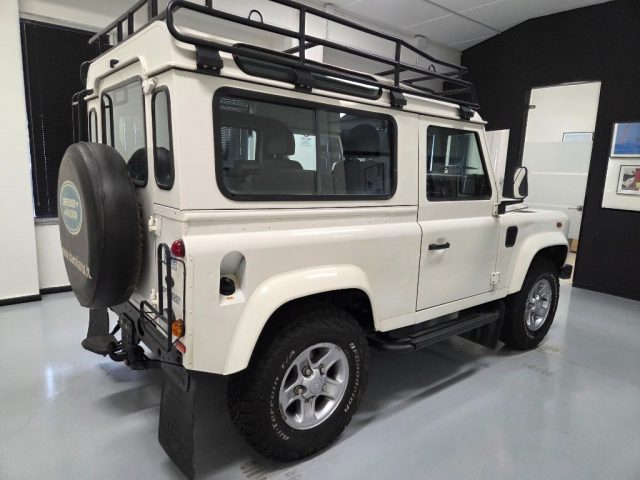 LAND ROVER Defender usata, con Climatizzatore