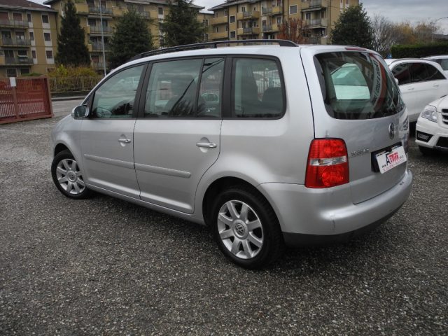 VOLKSWAGEN Touran usata 75