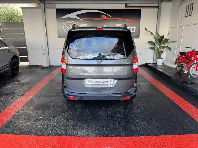 FORD Tourneo Courier usata, con ESP