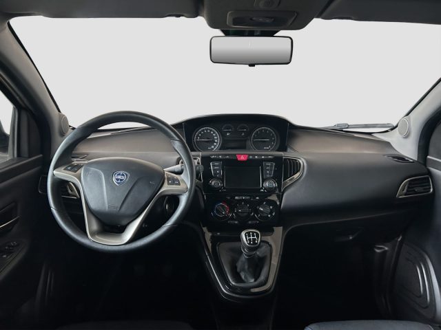 LANCIA Ypsilon usata 8