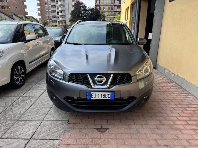 NISSAN Qashqai+2 usata, con Airbag