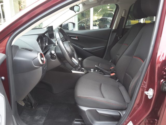MAZDA 2 usata, con Autoradio