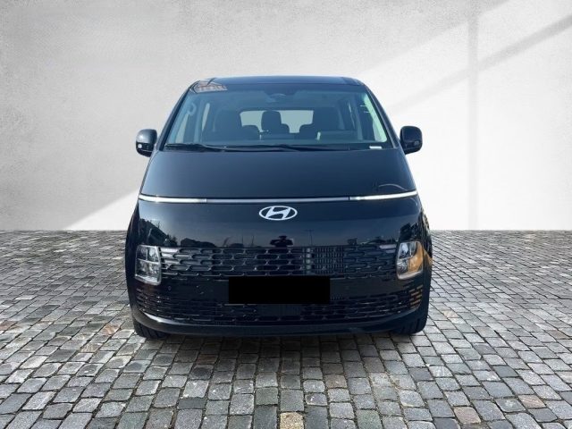 HYUNDAI Staria usata, con Airbag