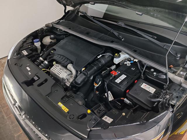 OPEL Corsa usata, con USB