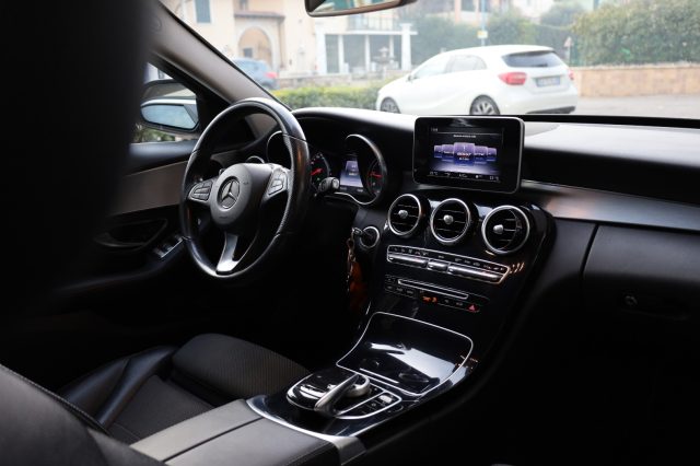 MERCEDES-BENZ C 200 usata 90