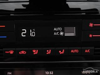 VOLKSWAGEN up! usata, con Airbag testa