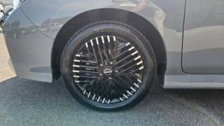 NISSAN Leaf usata, con Bracciolo