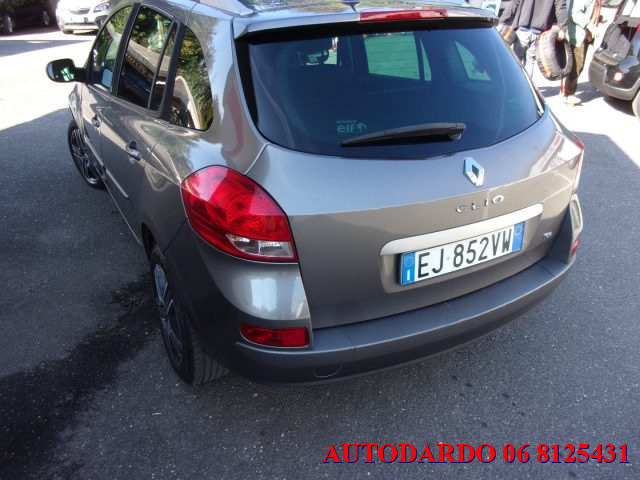 RENAULT Clio usata, con Chiusura centralizzata