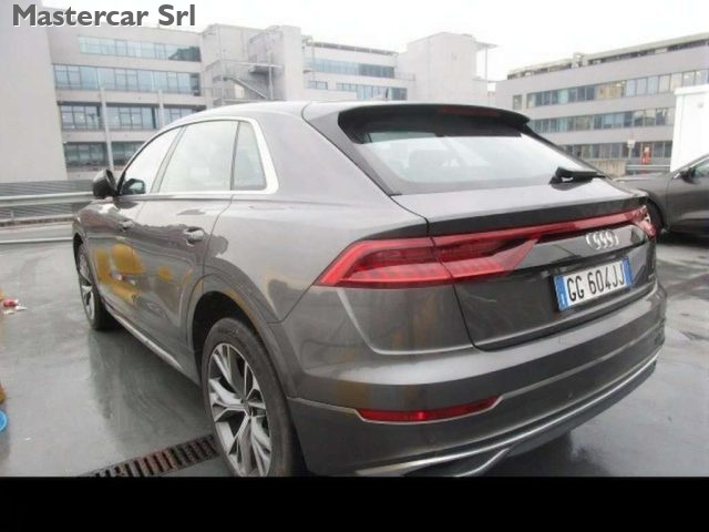 AUDI Q8 usata, con Autoradio