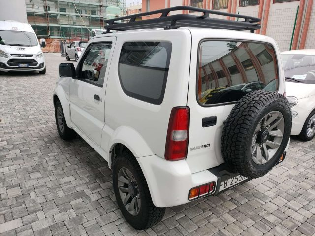 SUZUKI Jimny usata, con Autoradio
