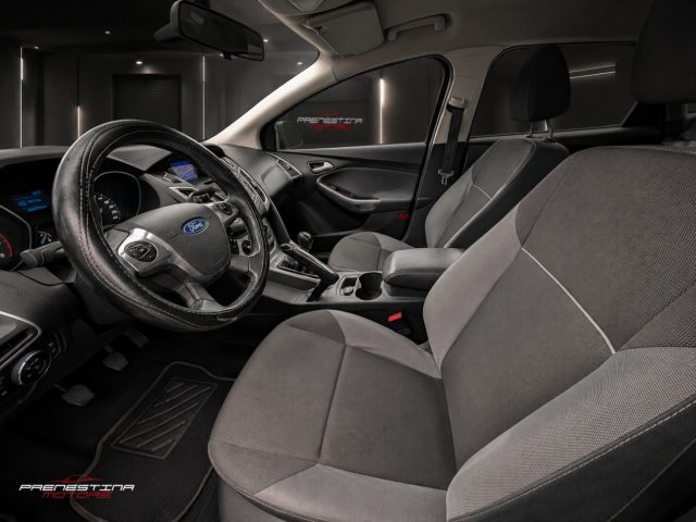 FORD Focus usata, con Alzacristalli elettrici