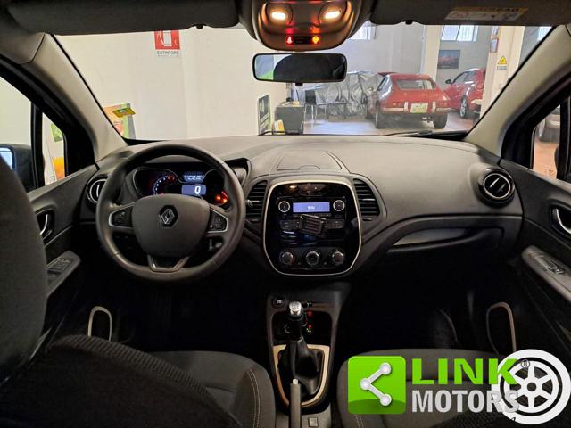 RENAULT Captur usata 21