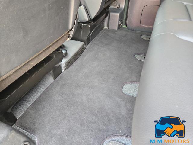 MERCEDES-BENZ Vito usata 19