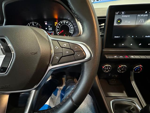 RENAULT Captur usata 18