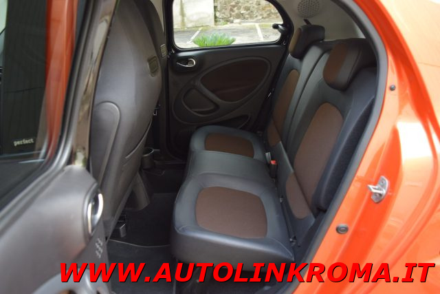 SMART ForFour usata, con Park Distance Control