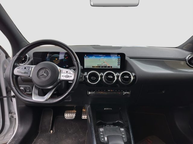 MERCEDES-BENZ CLA usata 8