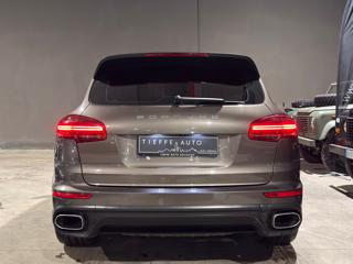 PORSCHE Cayenne usata, con Alzacristalli elettrici