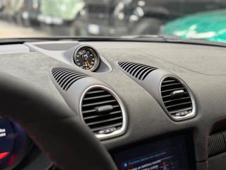 PORSCHE 718 Spyder usata, con USB