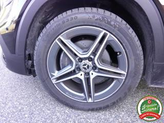 MERCEDES-BENZ GLB 200 usata, con Fari LED