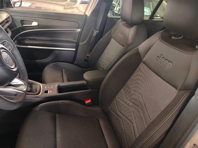 JEEP Avenger usata, con Fari LED