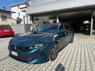 PEUGEOT 508 usata, con Airbag