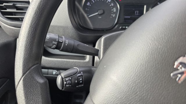 PEUGEOT Expert usata, con Specchietti laterali elettrici
