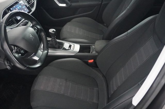 PEUGEOT 308 usata, con Climatizzatore