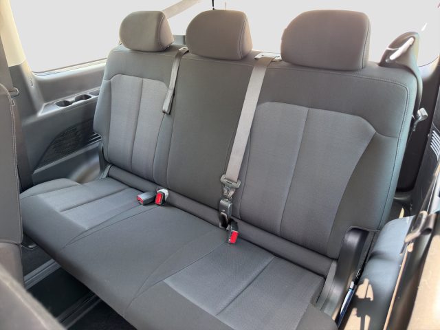 HYUNDAI Staria usata 10