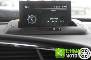 PEUGEOT 3008 usata, con Volante in pelle